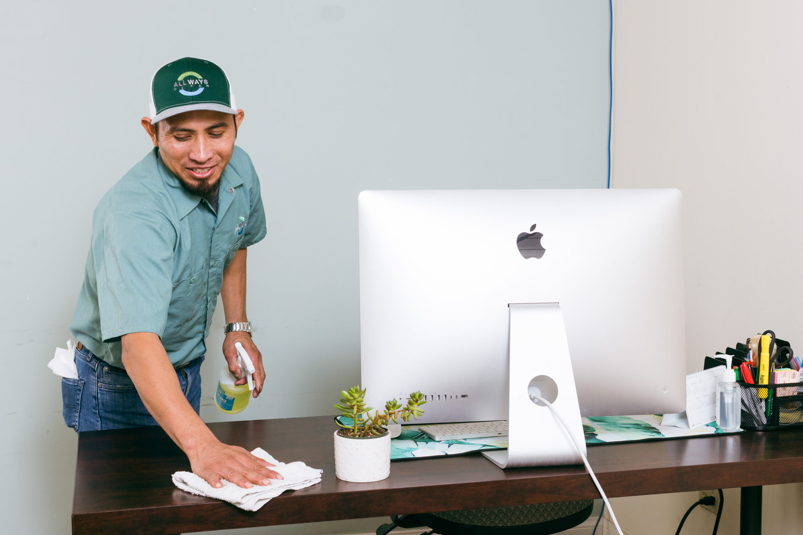 Benefits Of Having A Clean Workspace With A Commercial Cleaning Company